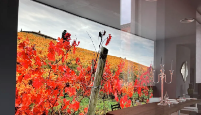 GRAPHIC LIGHT BOXES