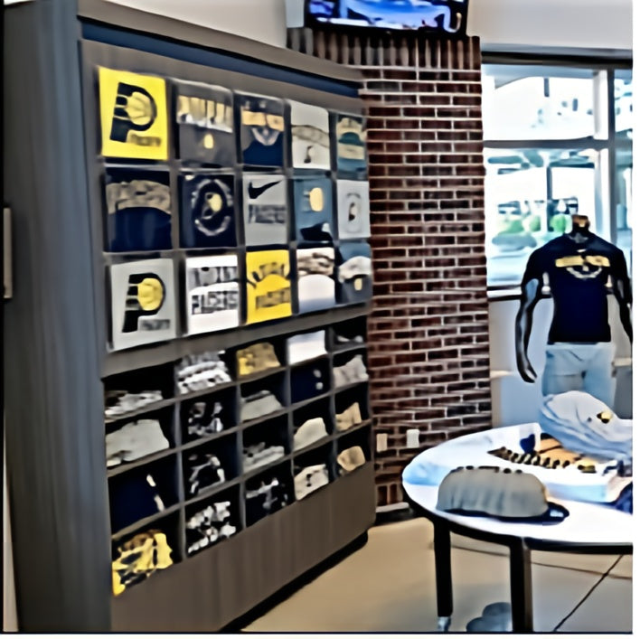 TSHIRT DISPLAY DOORS one