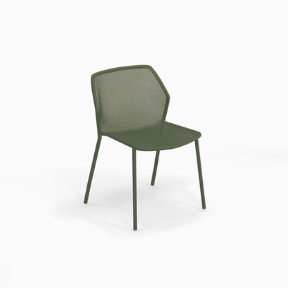 Emu Darwin E521 outdoor chair in military green with e-coated tubular steel frame and breathable mesh seat, built for durability and style.